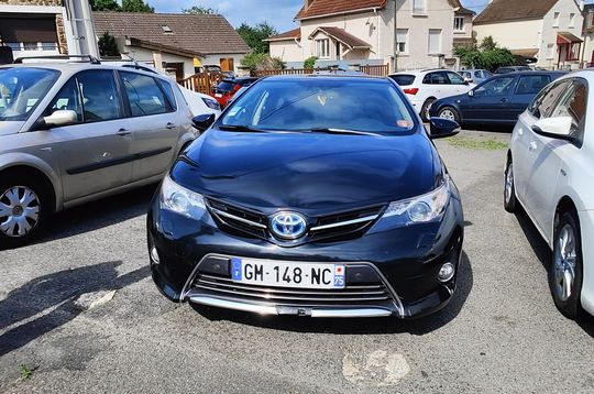 Toyota Auris 1.8 hybride occasion en vente à Vigneux-sur-Seine 
								